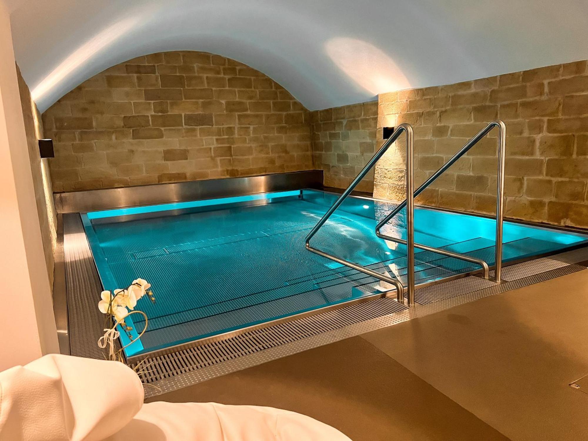 Familienwohnung Im Herzen Von Bern Mit Pool Und Sauna מראה חיצוני תמונה